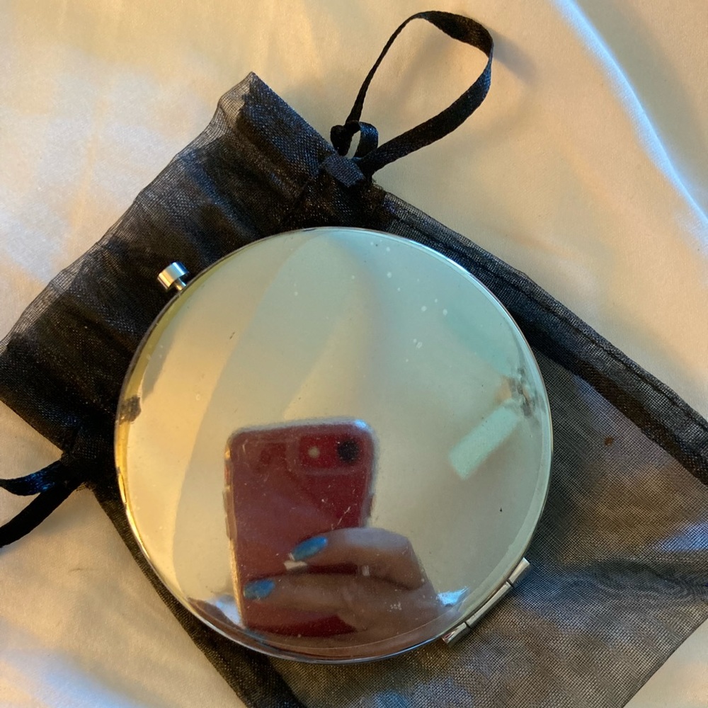 Compact mirror - Picture 3 of 4